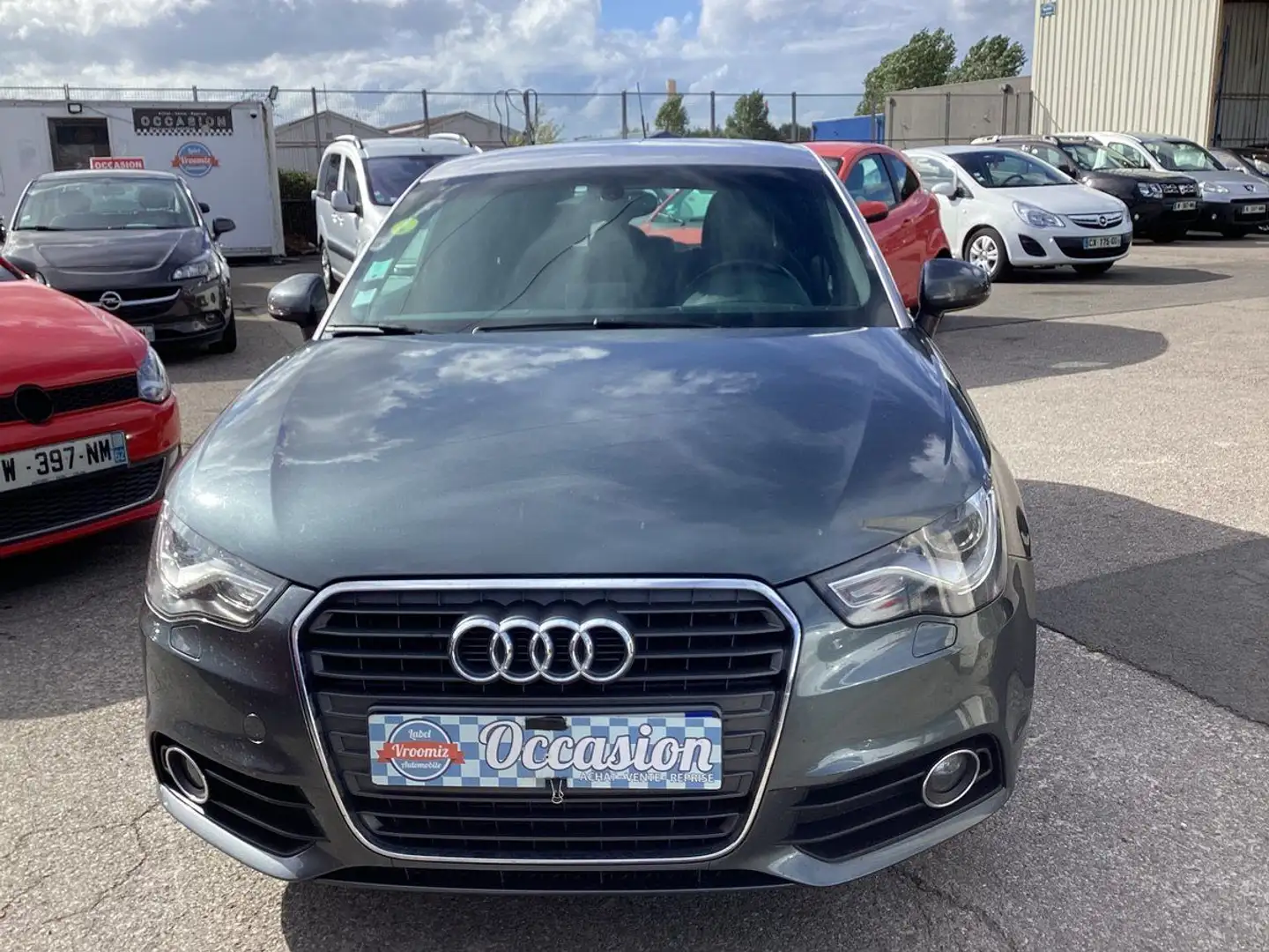 Audi A1 1.6 TDI SLINE BOITE AUTO Gris - 2