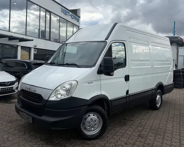 Iveco Daily 2.2d 35S13 Kasten Lang&Hoch*L3H3*AHK