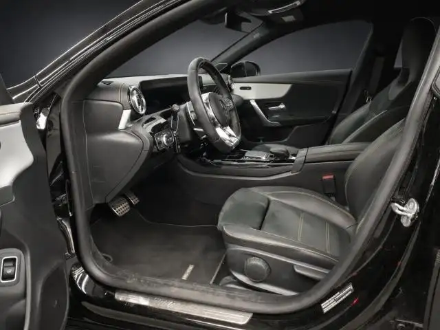 Mercedes-Benz Cla Class view 2