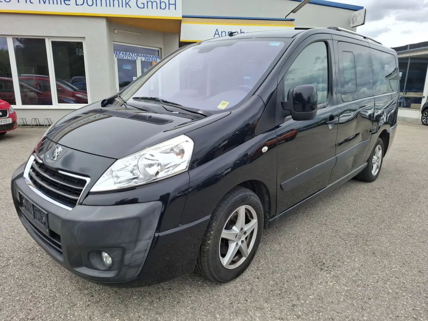 Peugeot Expert Tepee Schwarz - 1