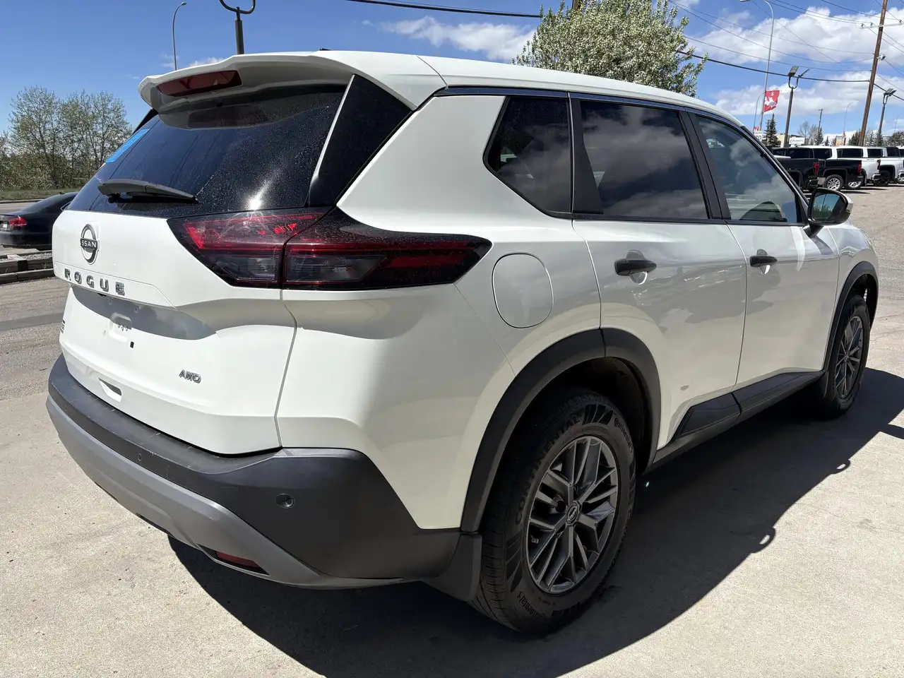 Nissan Rogue снимка Nissan Rogue