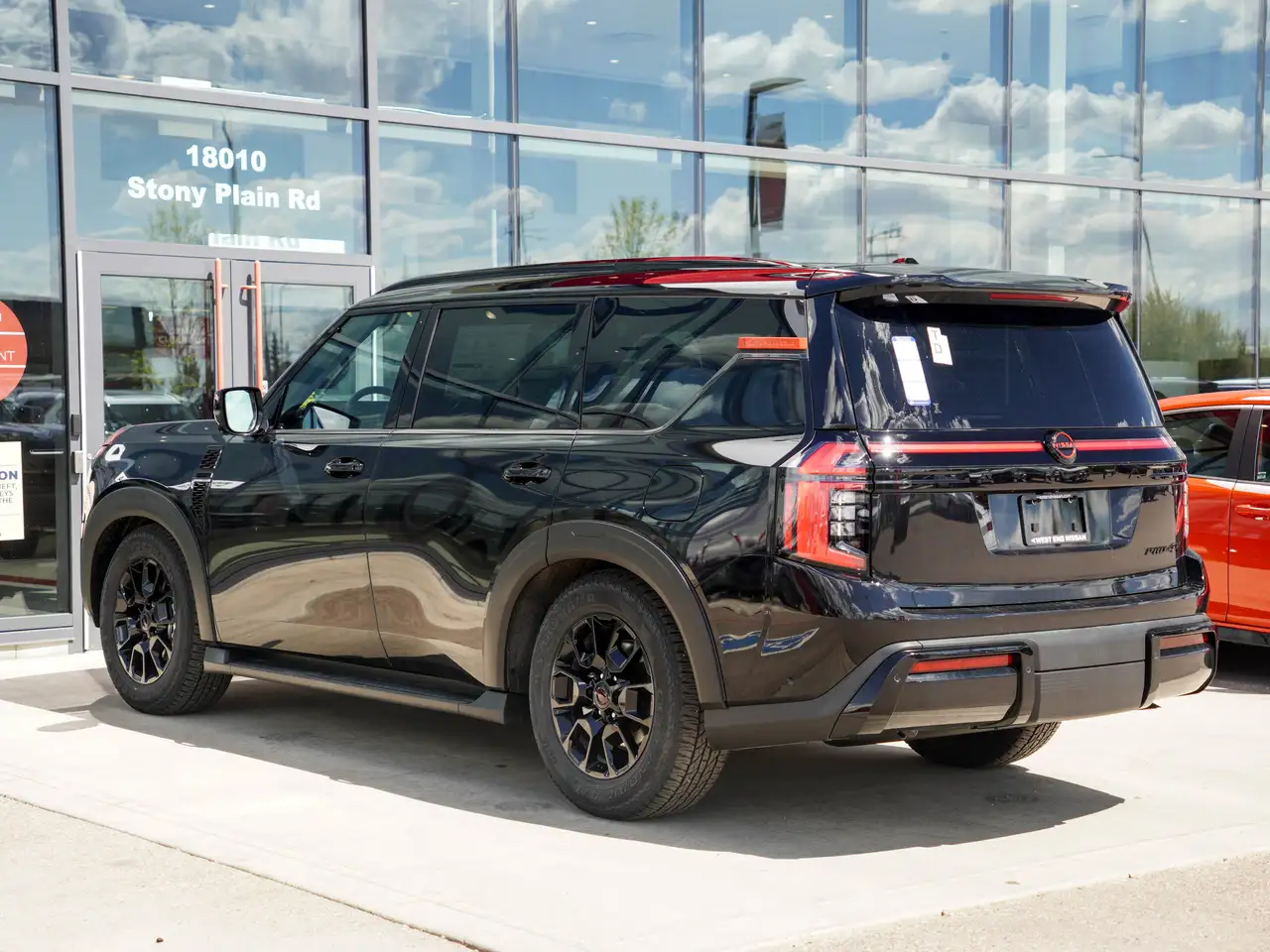 Nissan Armada снимка Nissan Armada