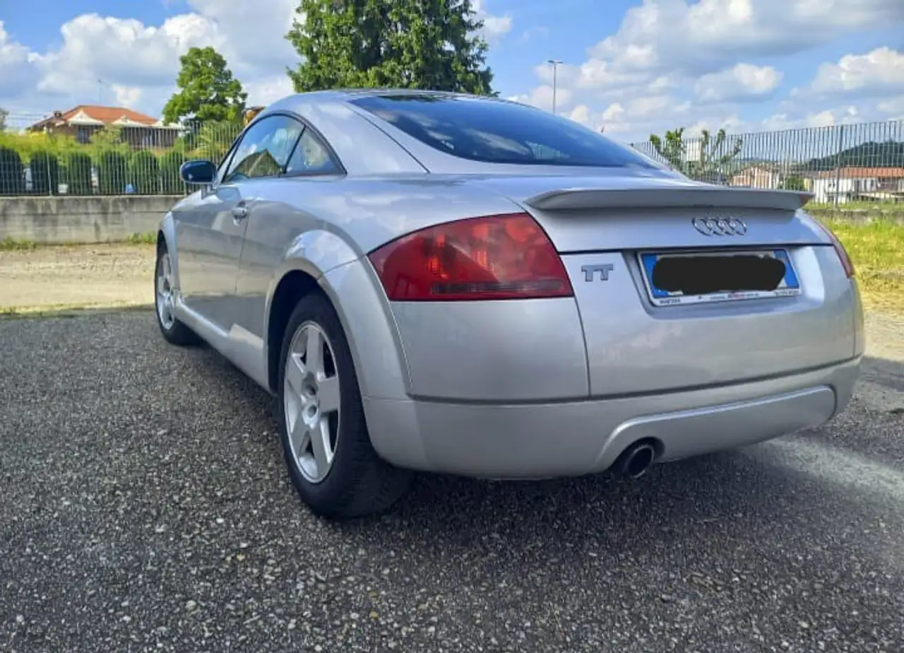 Audi TT 1.8t, foto 1
