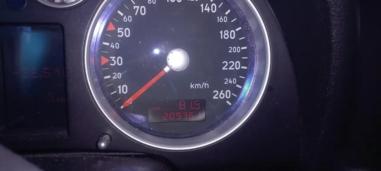 Audi TT 1.8t, foto 3