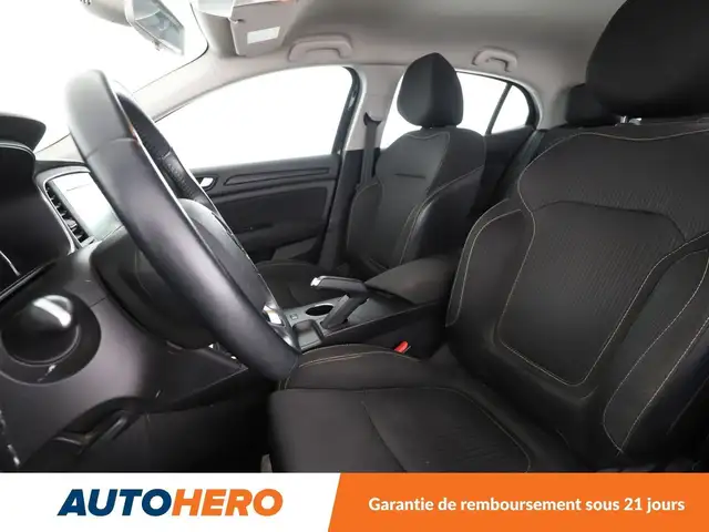 Renault Megane view 10