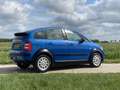 Audi A2 1.4 16V bj 2004 Colorstorm uitvoering Синій - thumbnail 4