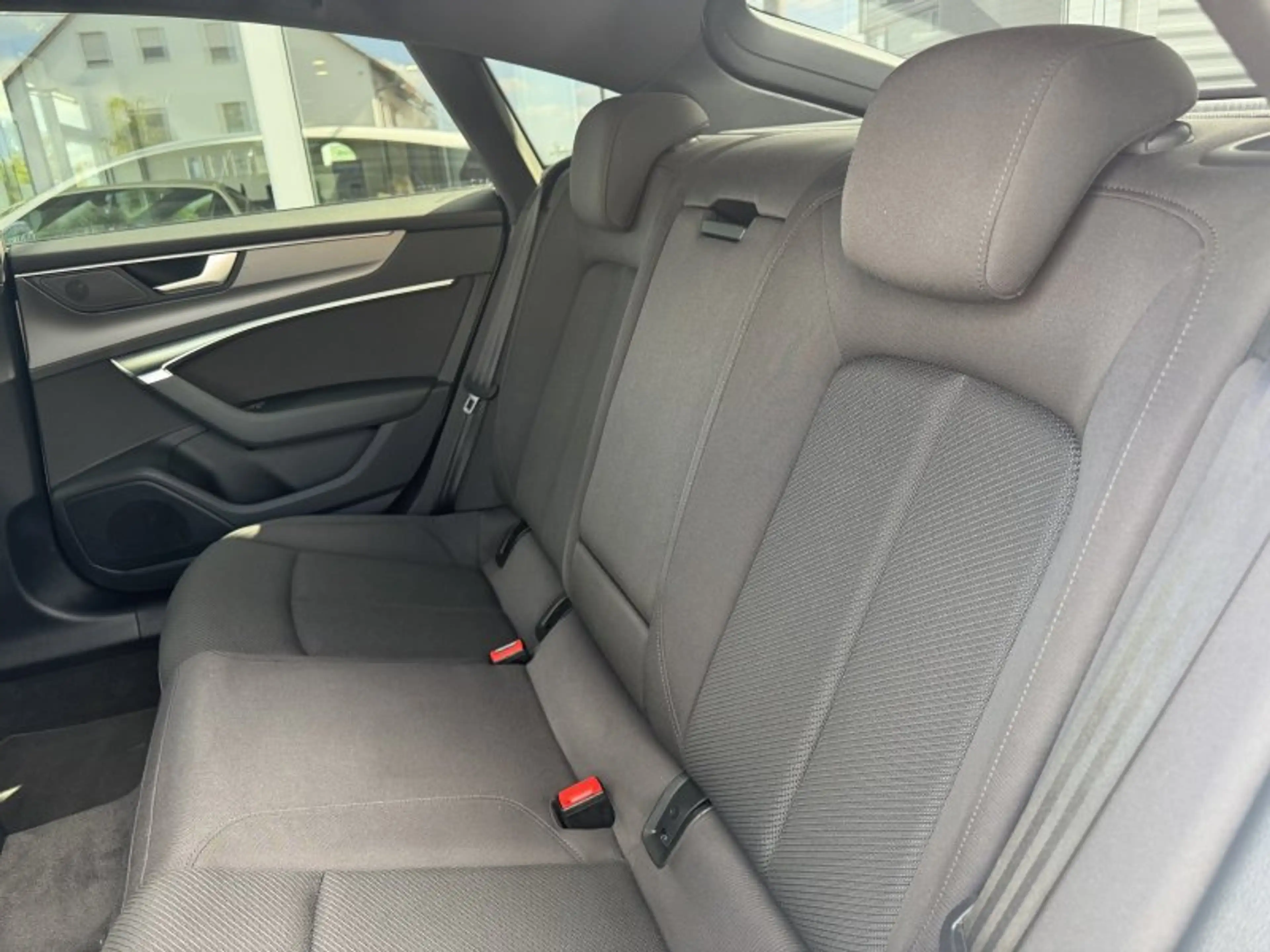 Audi A7 50 Sportback 2.0 TFSI e quattro S-Line Navi LED AC — photo 15