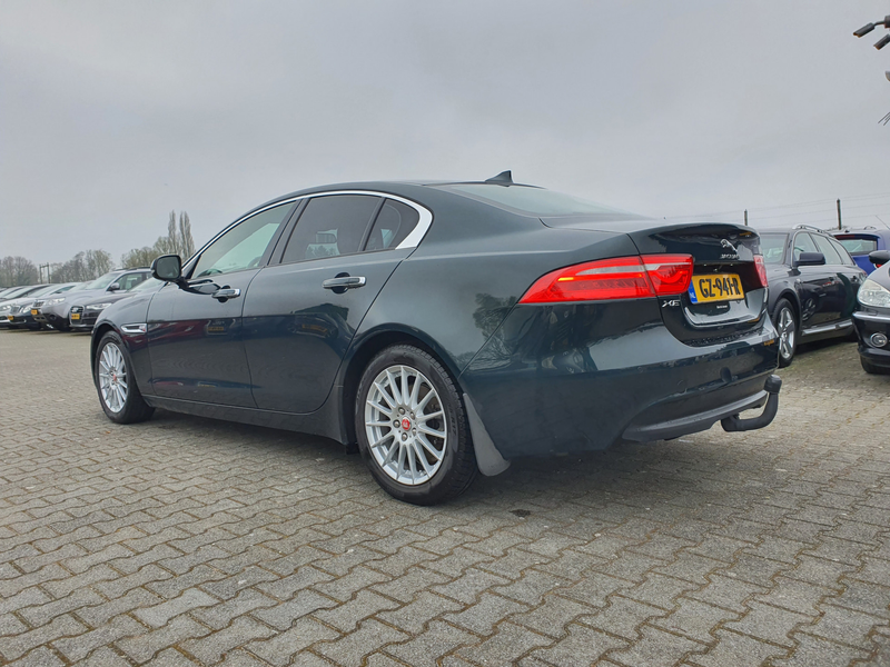 Jaguar XE 2.0 D Prestige ( ⚠️ ) Aut. *NAVI-FULLMAP | CAMERA — photo 4