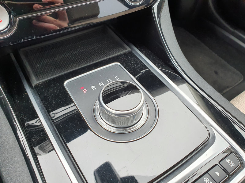 Jaguar XE 2.0 D Prestige ( ⚠️ ) Aut. *NAVI-FULLMAP | CAMERA — photo 15