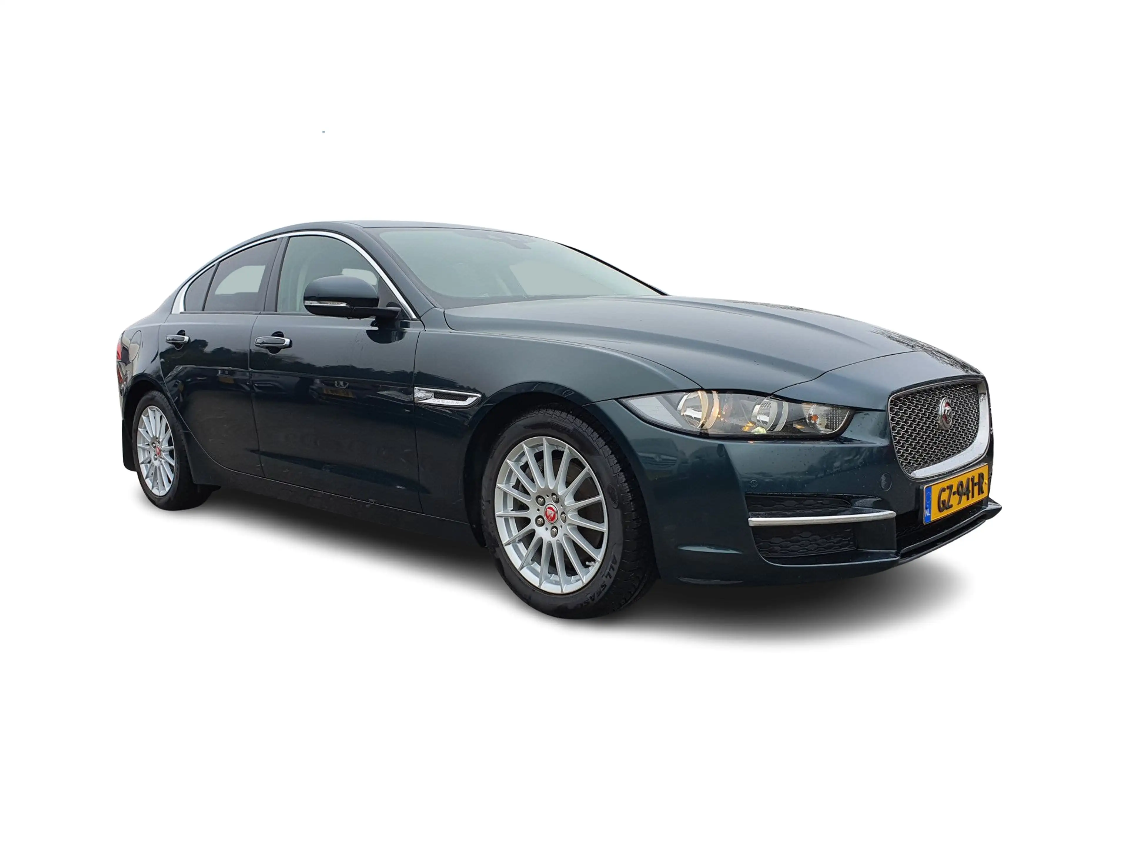 Jaguar XE 2.0 D Prestige ( ⚠️ ) Aut. *NAVI-FULLMAP | CAMERA