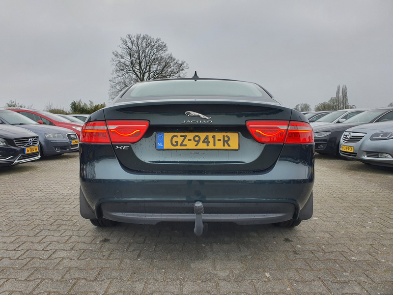 Jaguar XE 2.0 D Prestige ( ⚠️ ) Aut. *NAVI-FULLMAP | CAMERA — photo 5