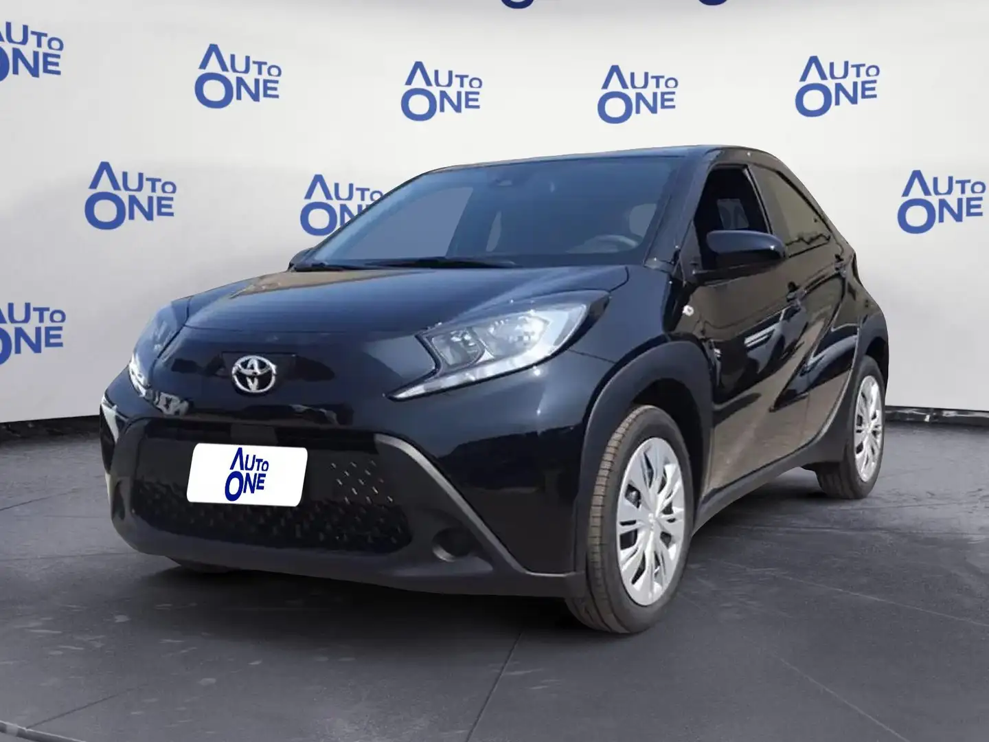 Toyota Aygo X 1.0 VVT-I 72CV ACTIVE - 1 UNITA' DISPONIBILE Bianco - 2