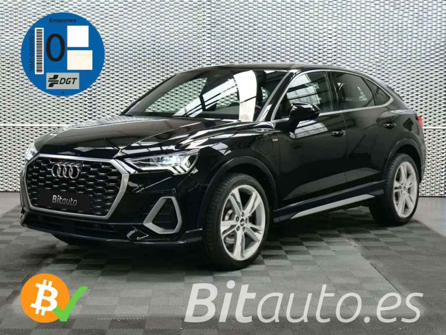 Audi Q3 Sportback 45 TFSIe Black line S-tronic Negro - 1