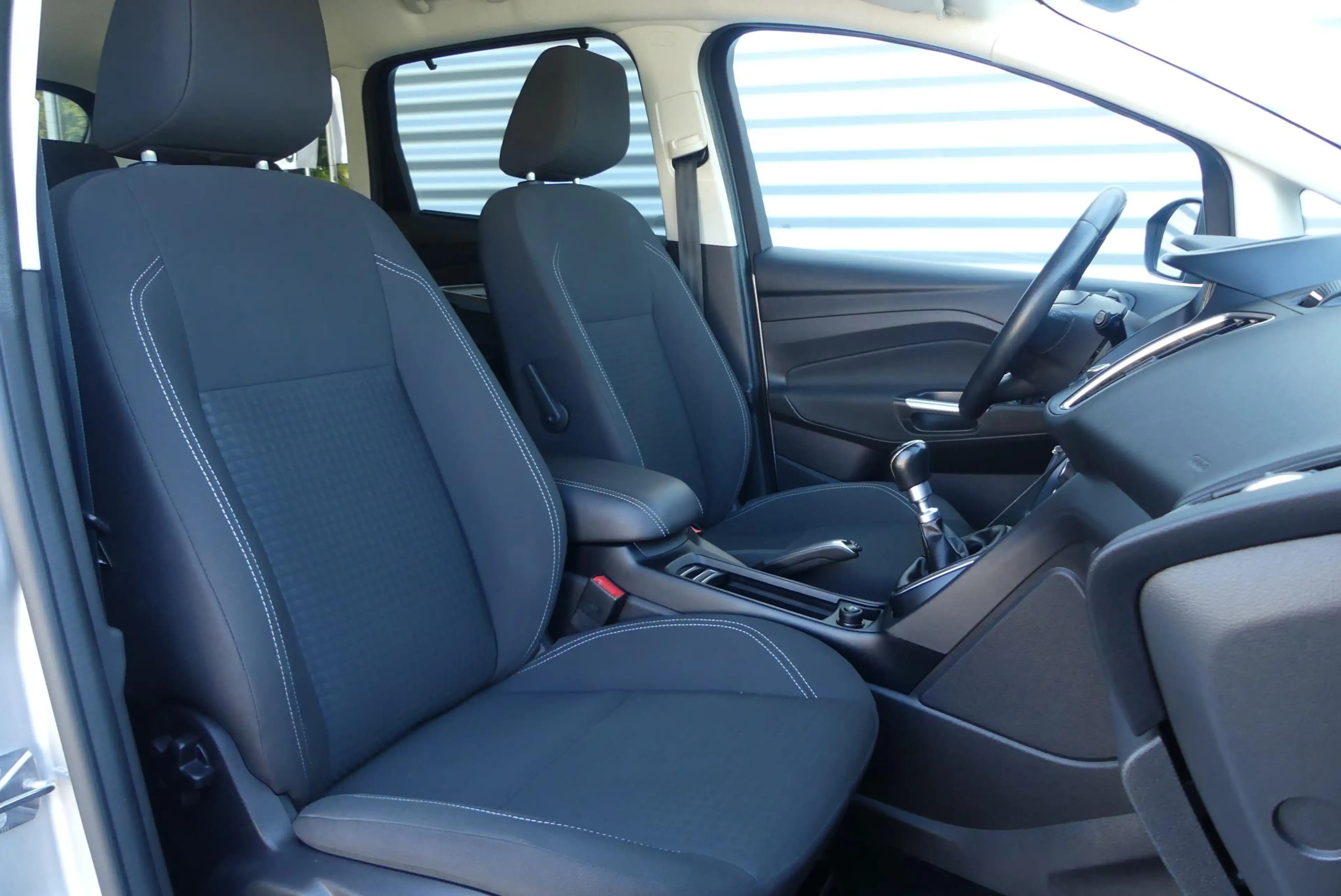 Ford C-Max 1.0 Titanium 125 PK,NAVI,WINTERPAKKET,STOELVERWARM — photo 16
