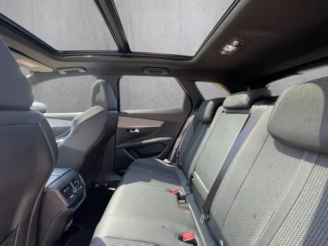 Peugeot 3008 view 8