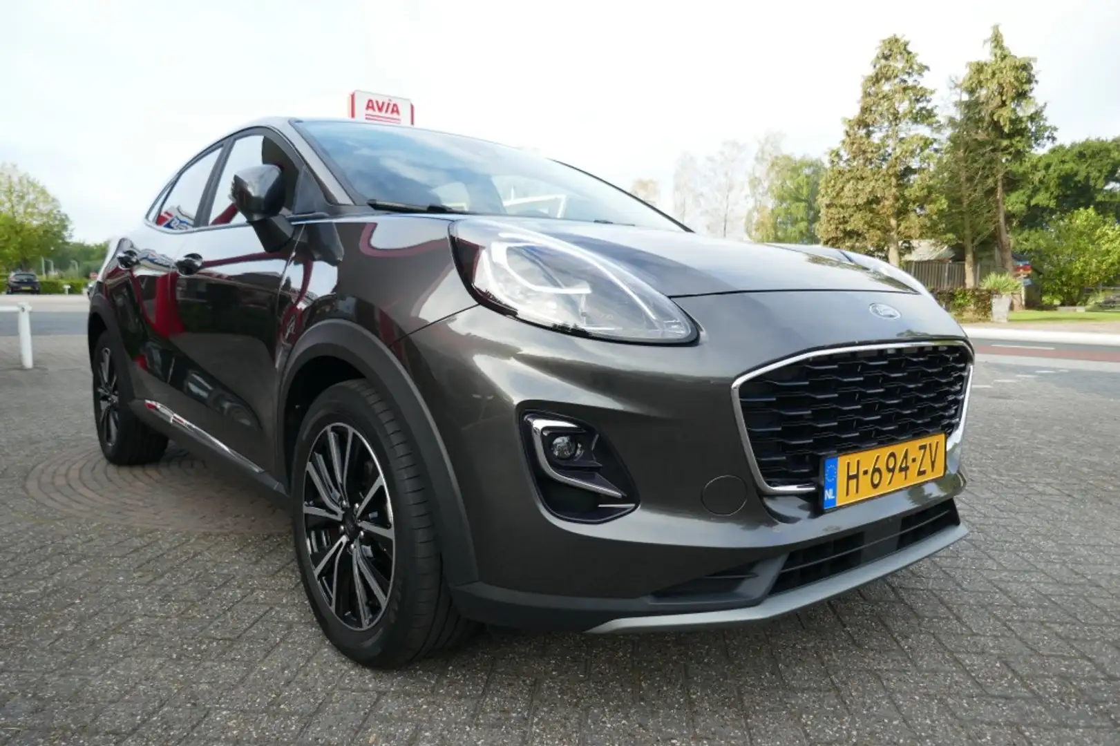 Ford Puma 1.0 EB HYB. TITANIUM DRAADLOOS OPLADEN/CRUISE/CLIM Grijs - 2