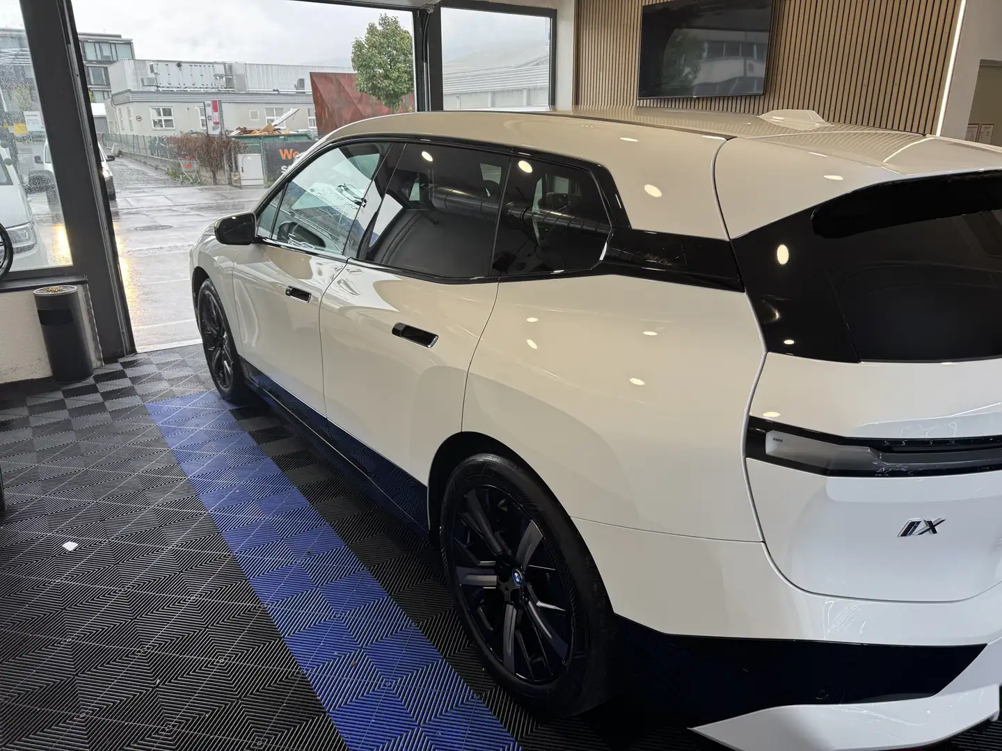 BMW iX xDrive40 71kWh - 2