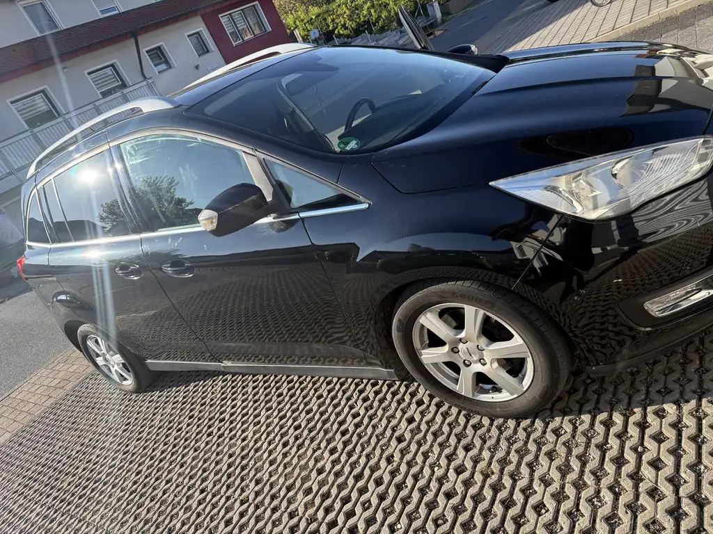 Ford Grand C-Max 2015 из Европы — купить под ключ