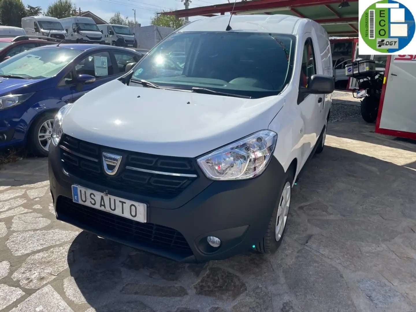 Dacia Dokker Comercial Van 1.6 GLP Essential 80kW Blanco - 1