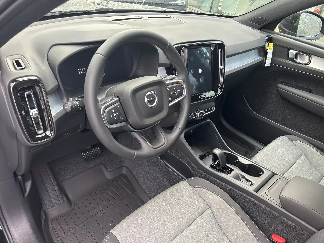 Volvo XC40 снимка Volvo XC40