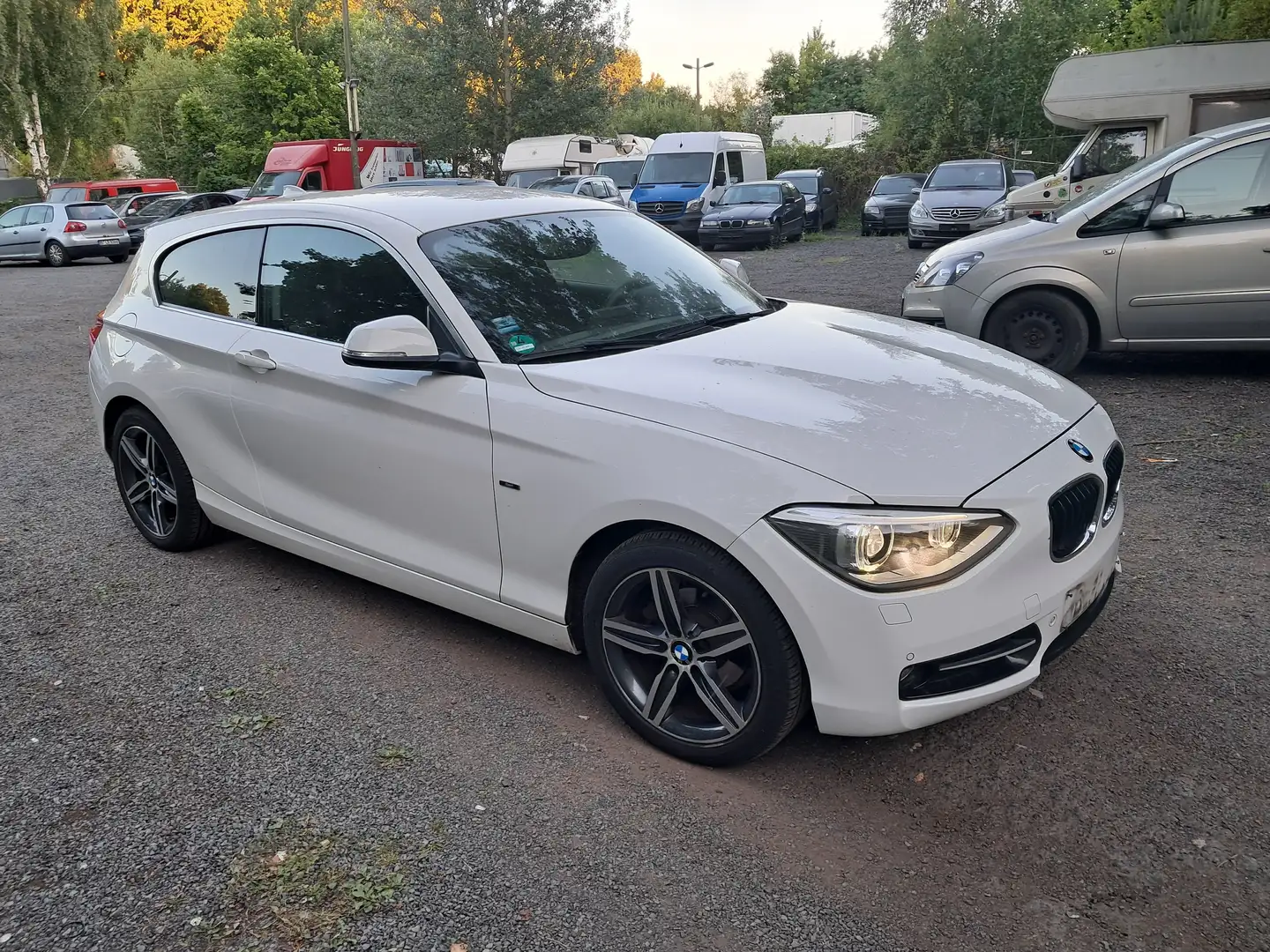 BMW 118 118d Aut. Sport Line Blanco - 2