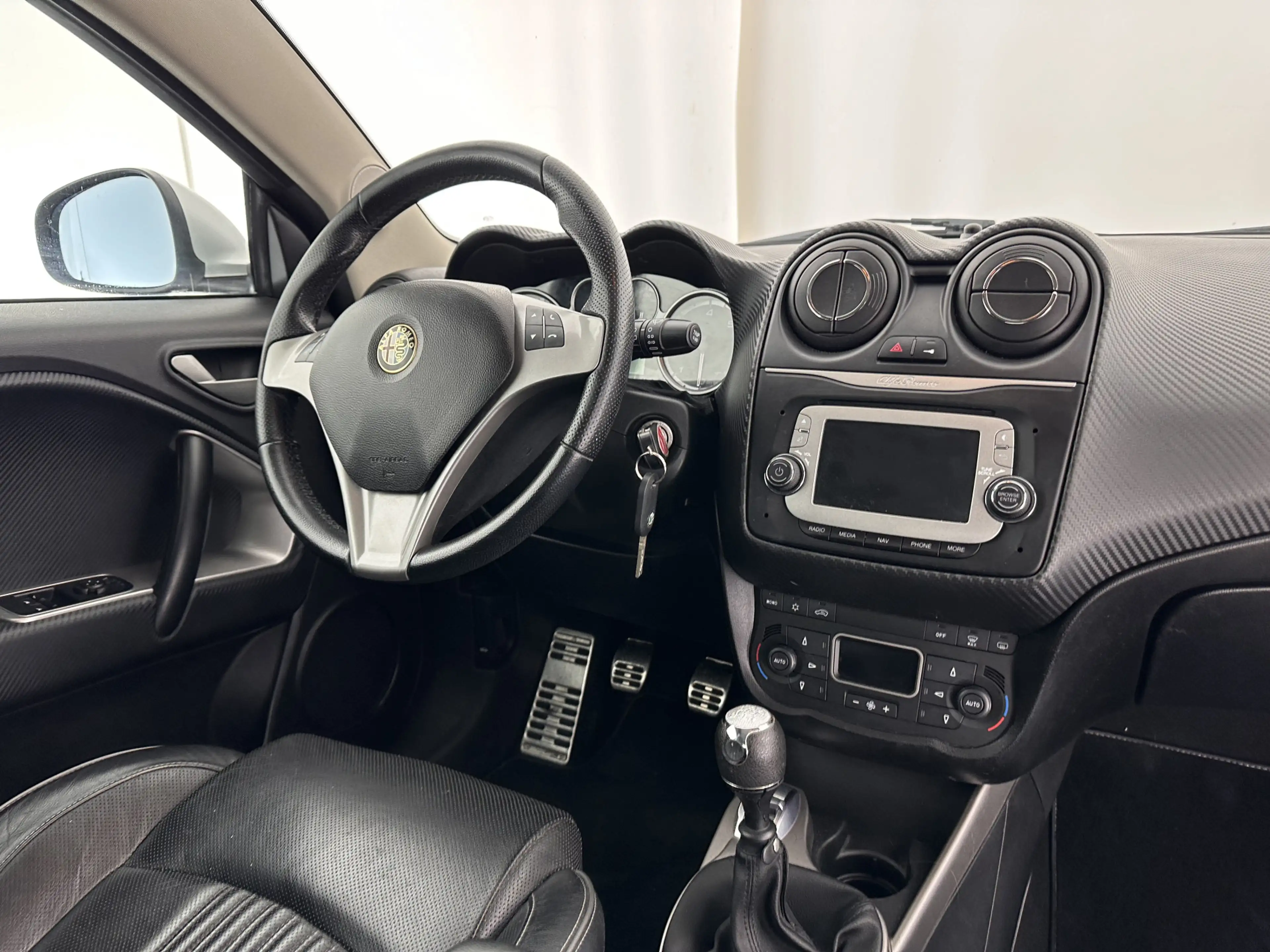 Alfa Romeo MiTo 1.3 JTDm ECO Exclusive *LEATHER | NAVI-FULLMAP | S — photo 7