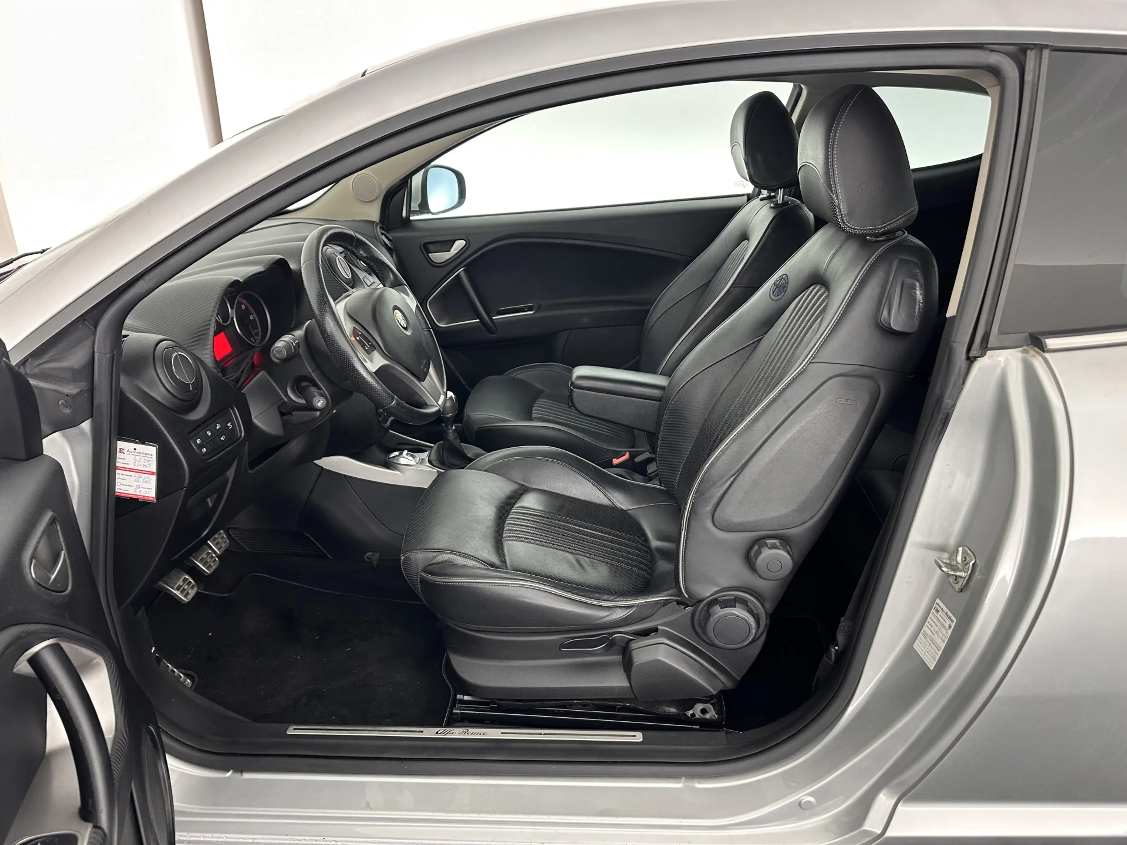 Alfa Romeo MiTo 1.3 JTDm ECO Exclusive *LEATHER | NAVI-FULLMAP | S — photo 8