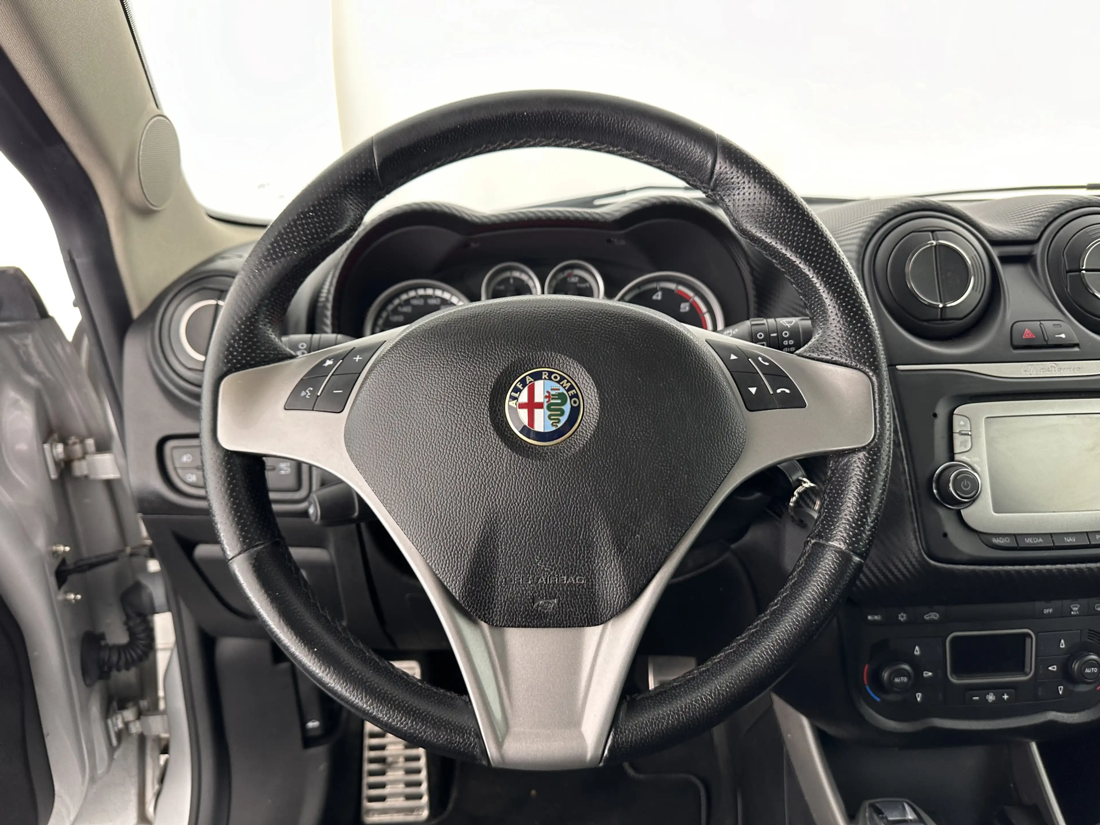 Alfa Romeo MiTo 1.3 JTDm ECO Exclusive *LEATHER | NAVI-FULLMAP | S — photo 15