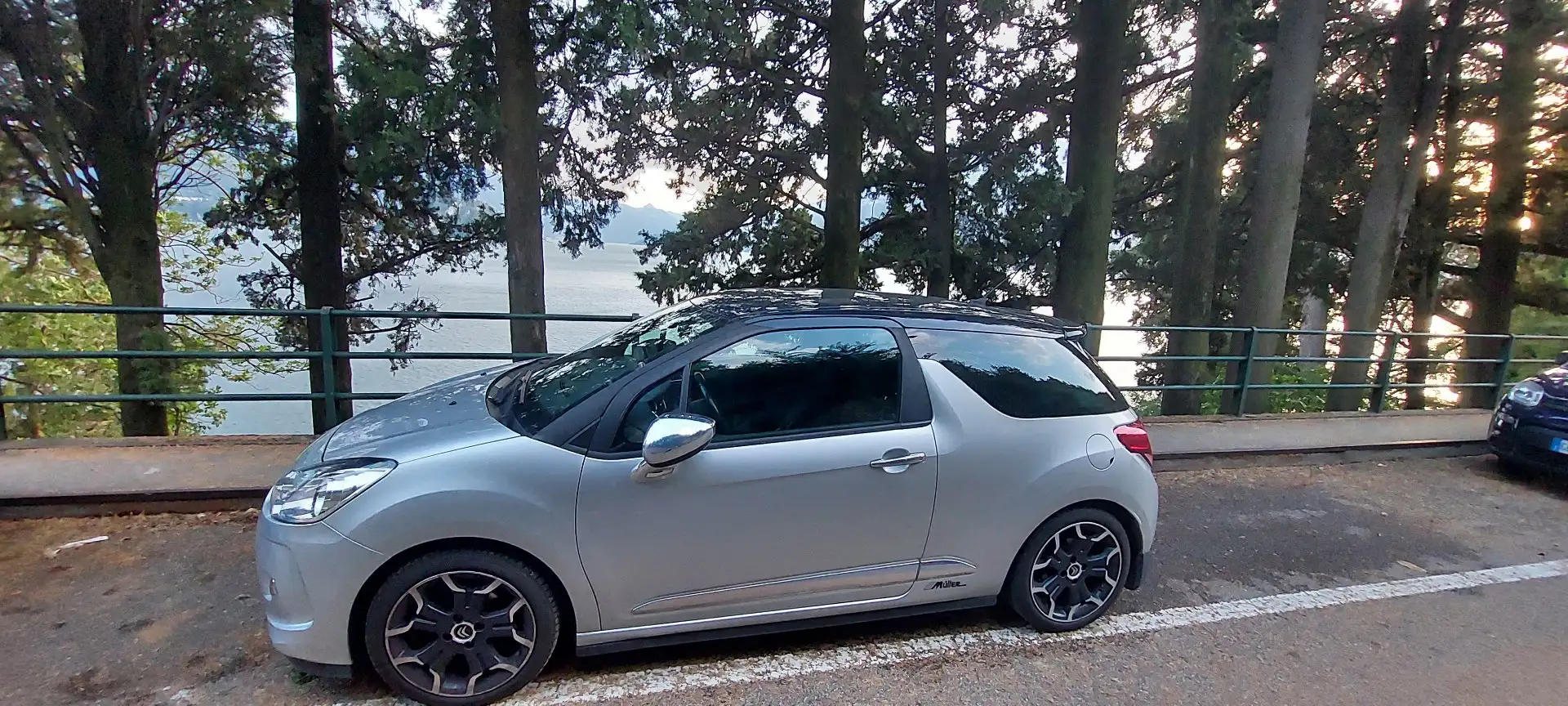 Citroen DS3 HDi 110 FAP SportChic Grau - 1