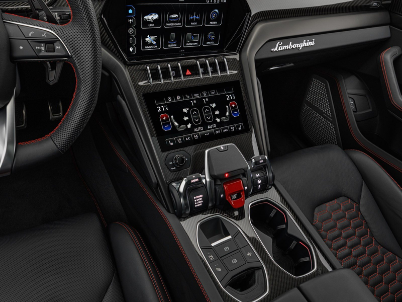 Lamborghini Urus S — photo 9