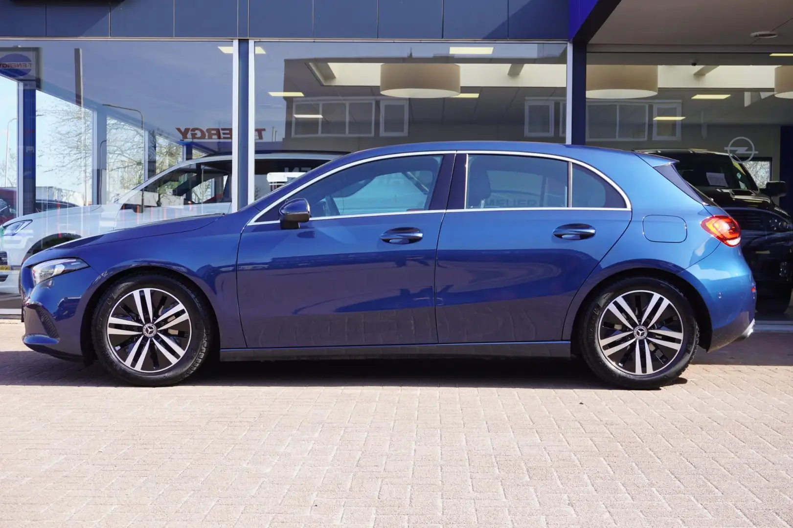 Mercedes-Benz A 160 Business Solution Luxury | 5deurs | Airco | Elek. Blue - 2