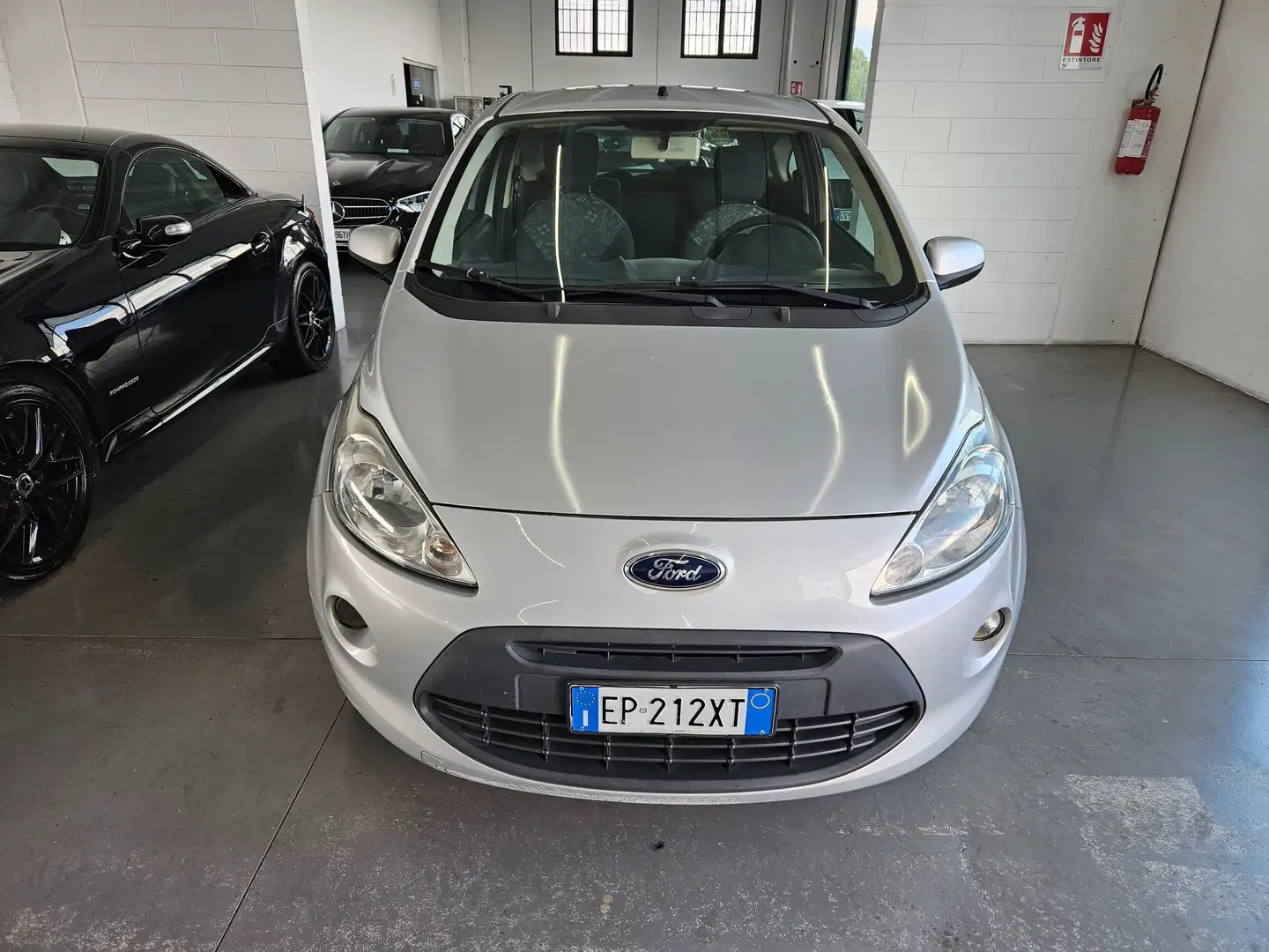 Ford Ka/Ka+ Ka II 3p 2009 Ka 1.2 Titanium s/esp,tcs 69cv E5 Silber - 2