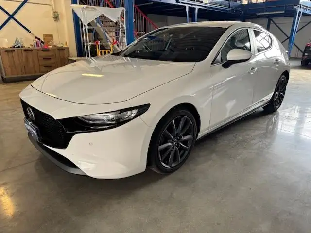 Mazda 3 2.0 m-hybrid Executive 122cv