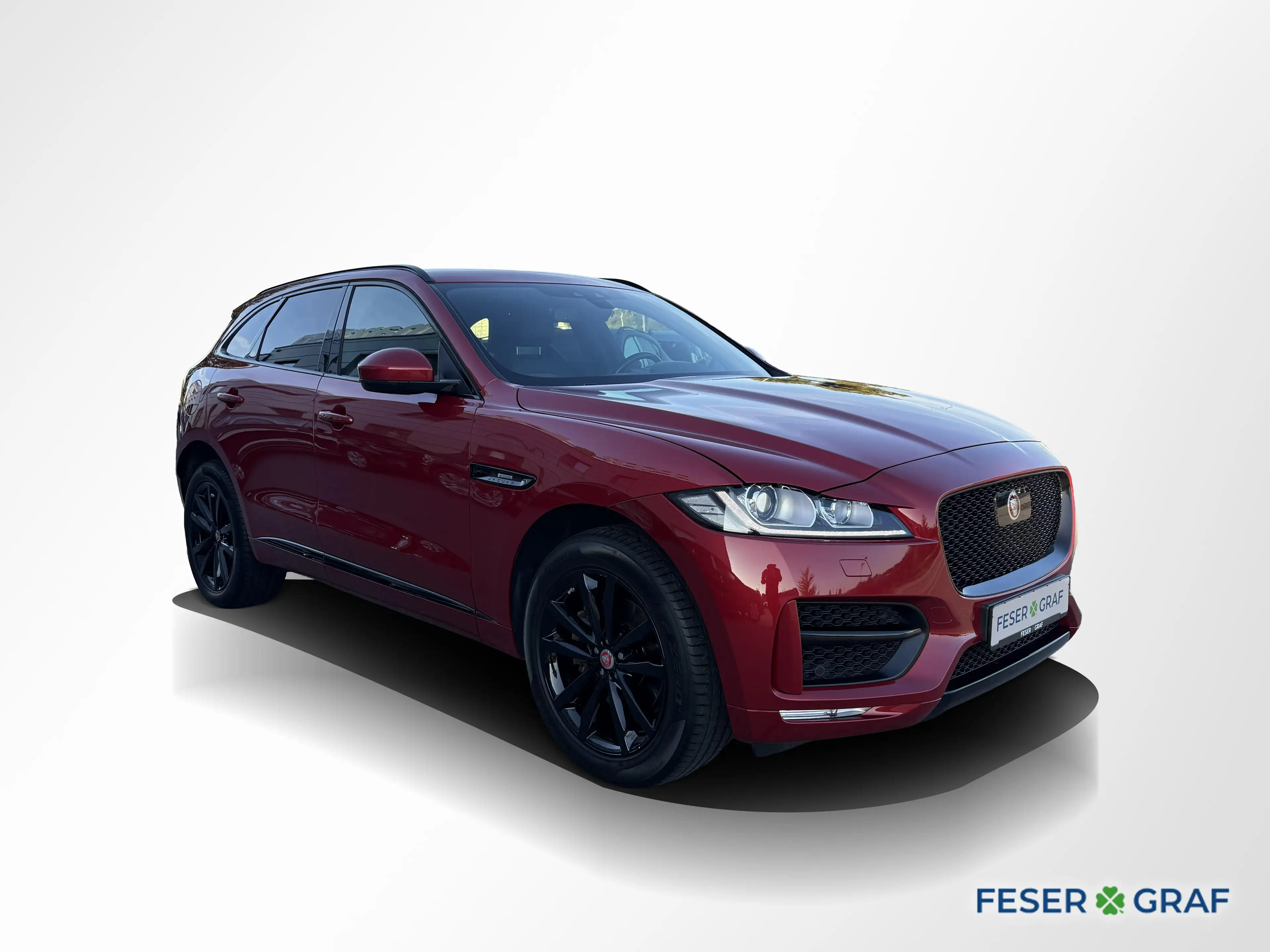 Jaguar F-Pace 30d 4x4 R-Sport Black AHK Navi RüKa 20" — photo 2