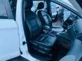 Ford Kuga 2,0 Titanium 4x4 Pickerl06/2025 1BESITZ Weiß - thumbnail 24