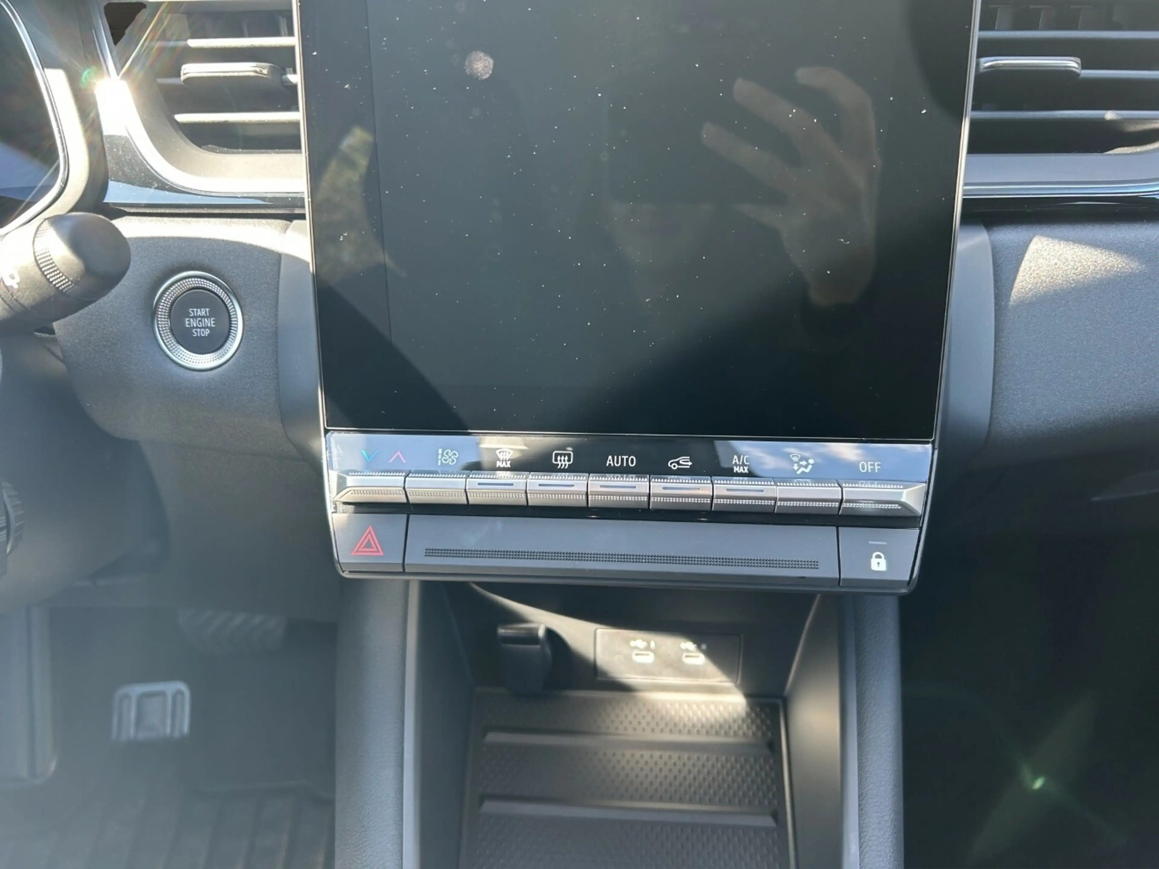 Mitsubishi Grandis Intro Edition 1.8 l HEV AT — photo 13