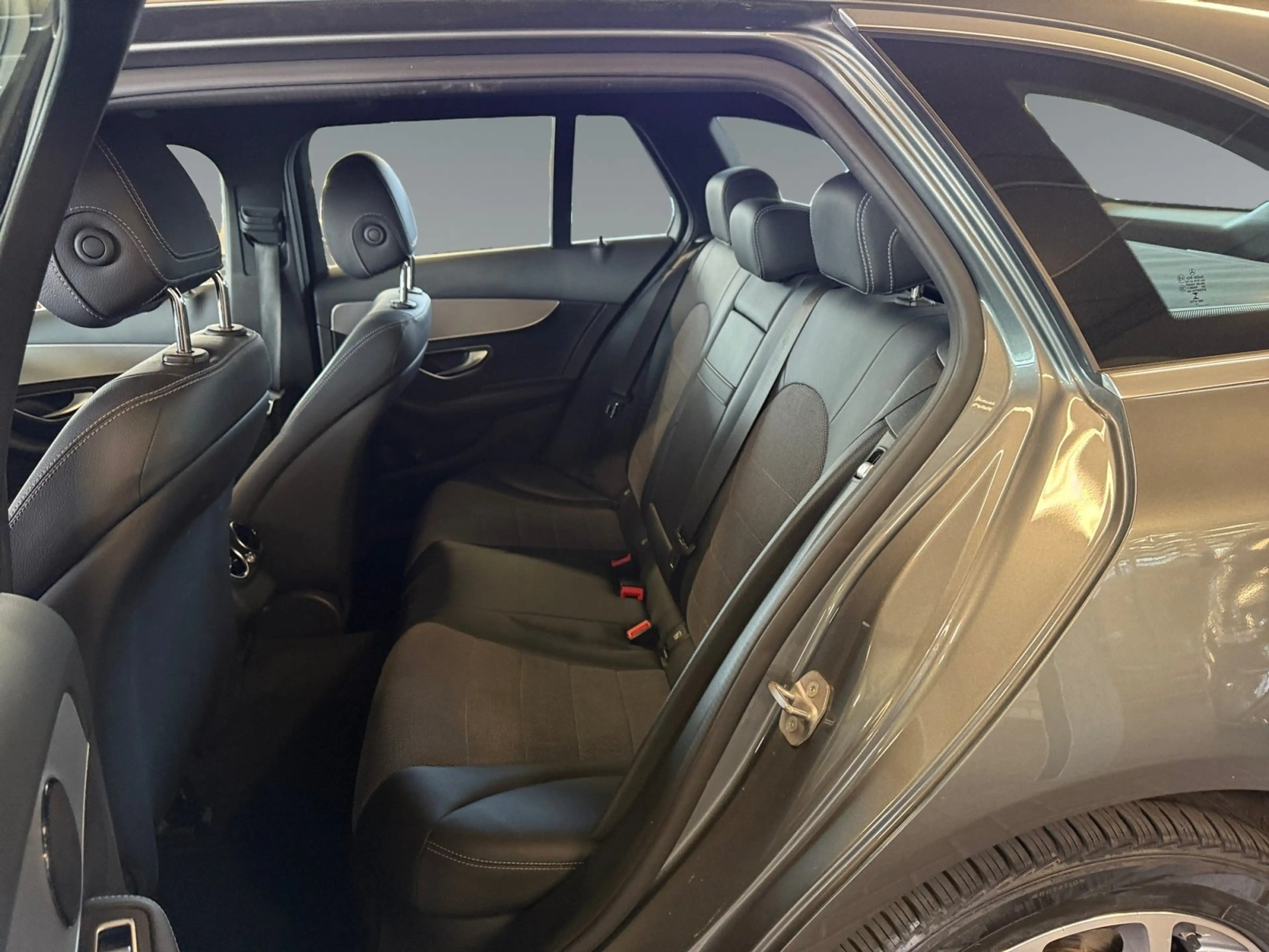 Mercedes-Benz C 350 e T Avantgarde NAVI/SHZ/ — photo 14