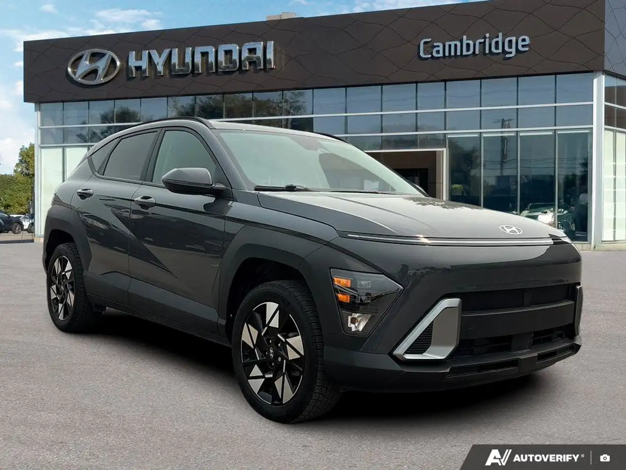 Hyundai KONA снимка Hyundai KONA