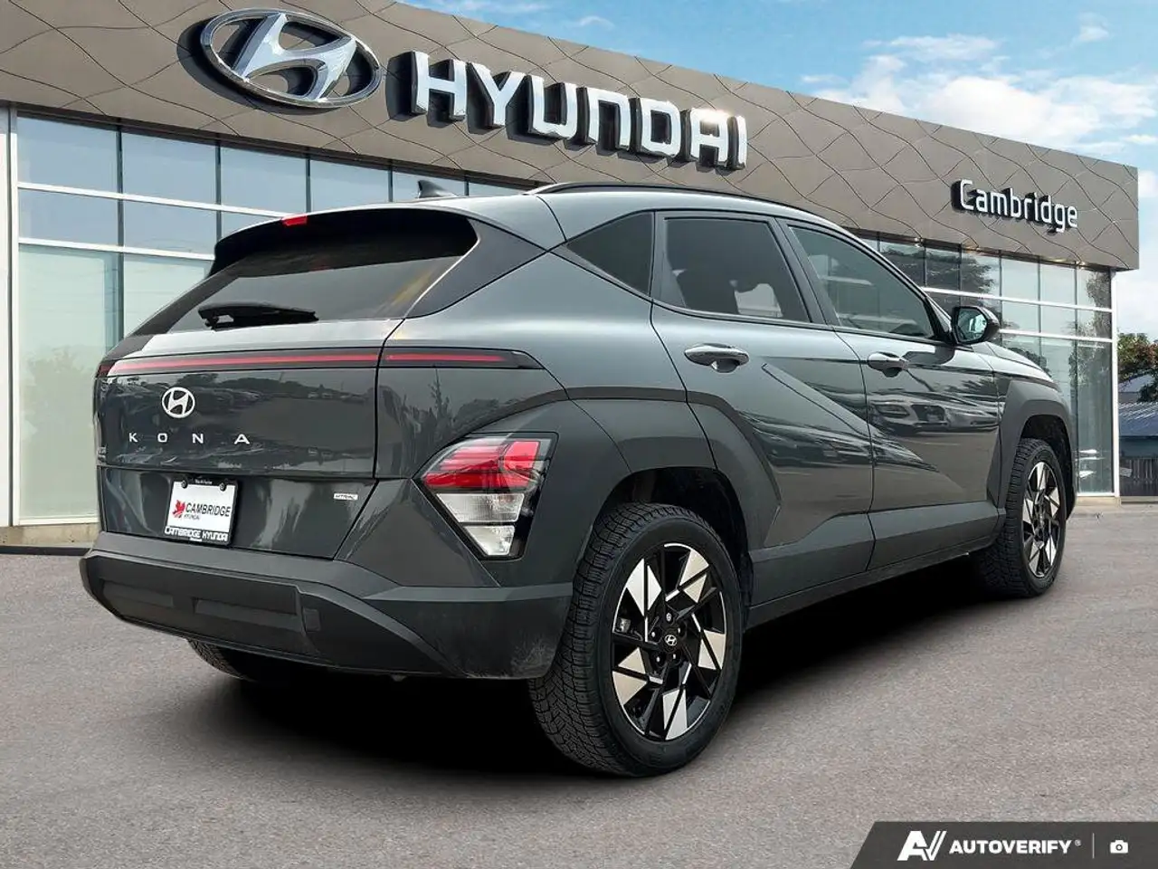 Hyundai KONA снимка Hyundai KONA
