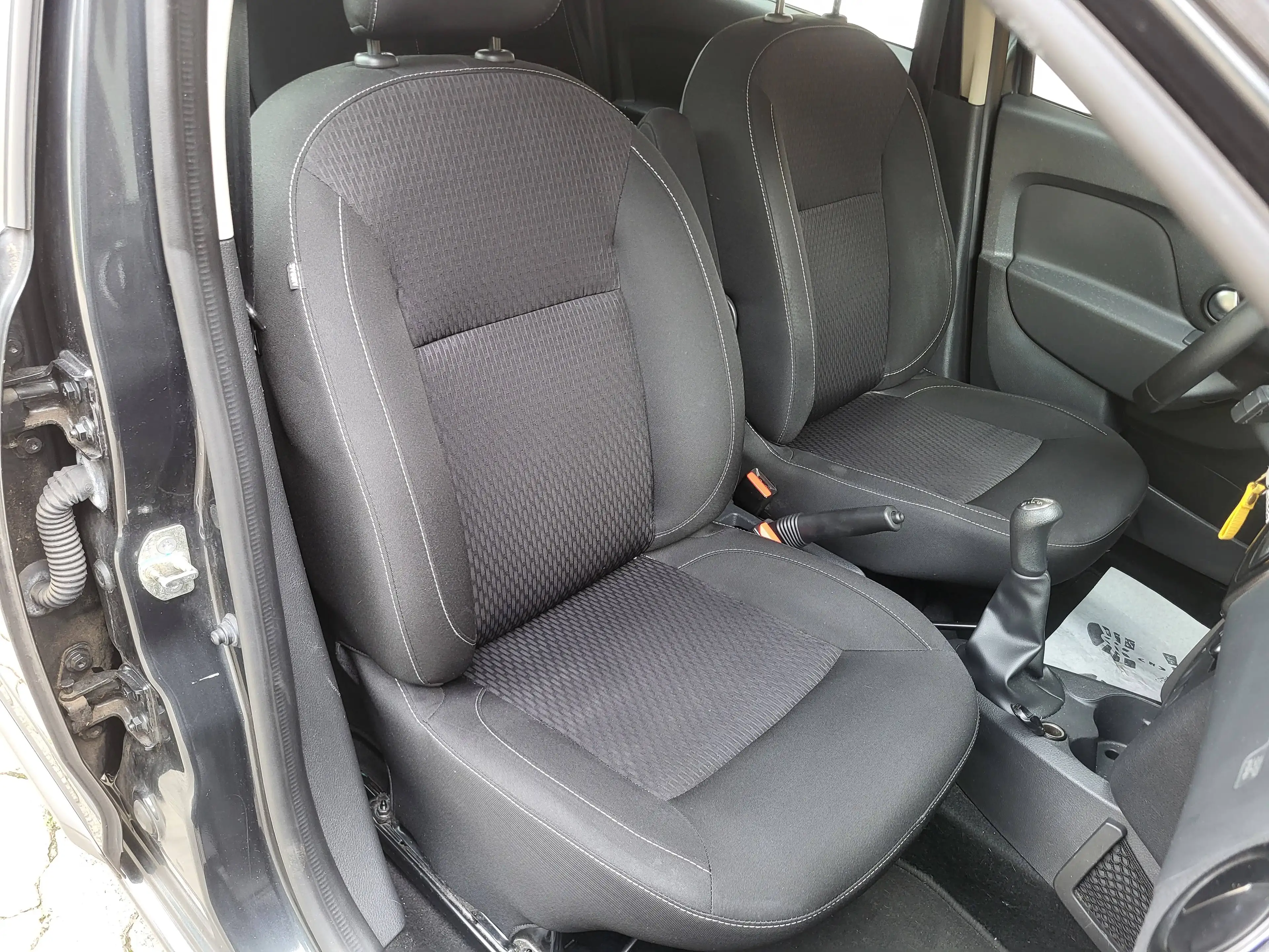 Dacia Logan Comfort — photo 12