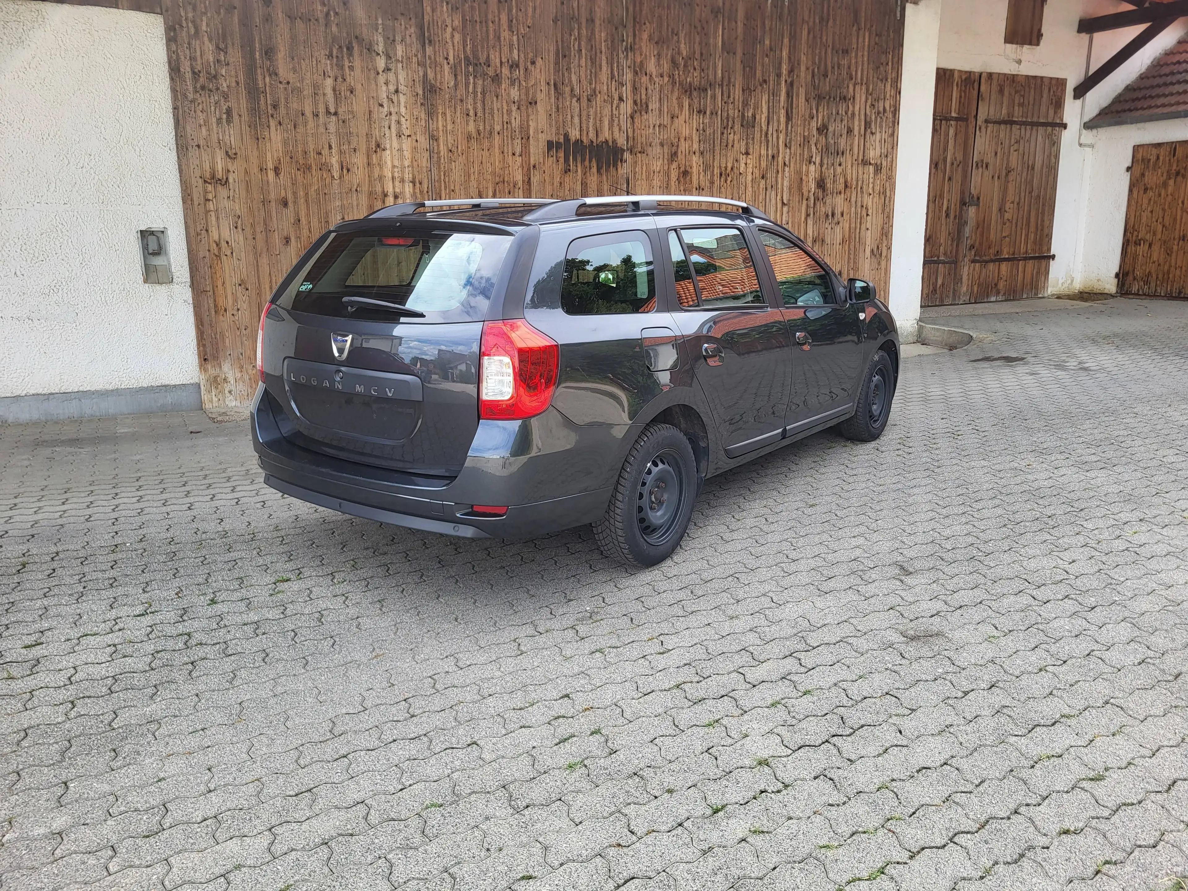 Dacia Logan Comfort — photo 5