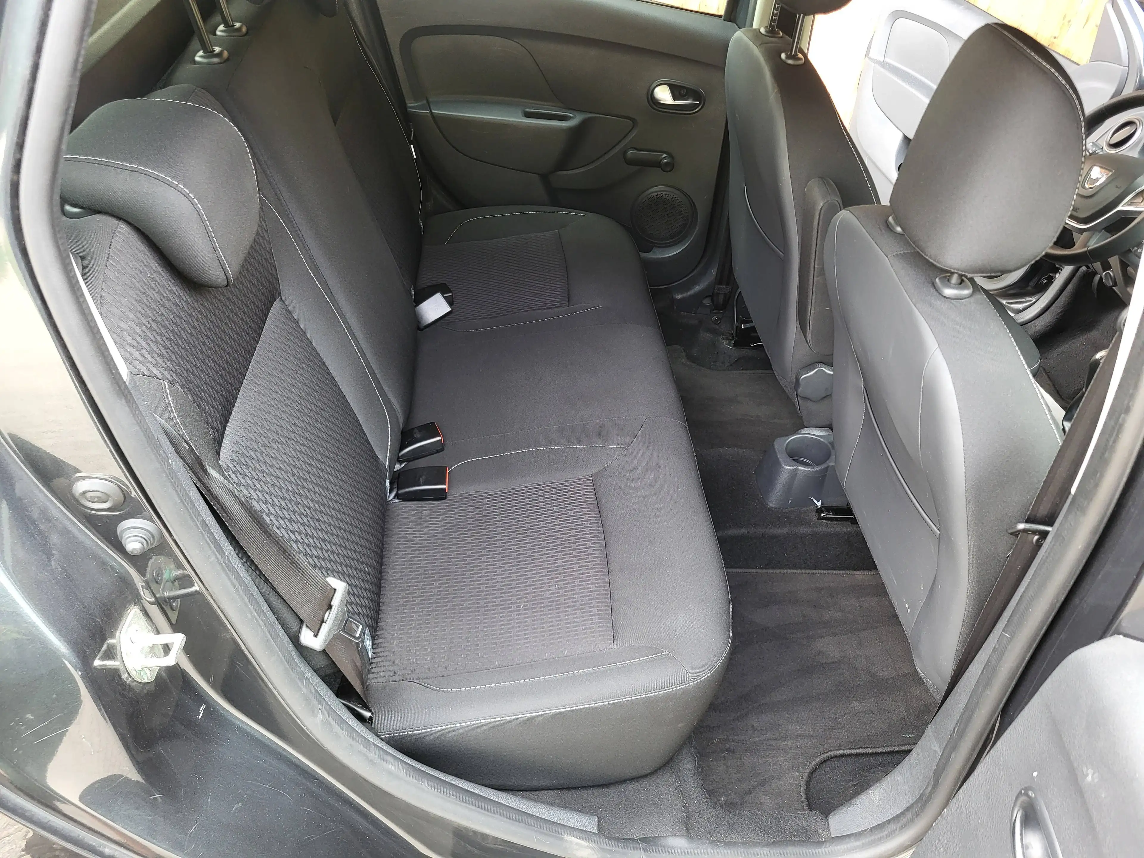 Dacia Logan Comfort — photo 14