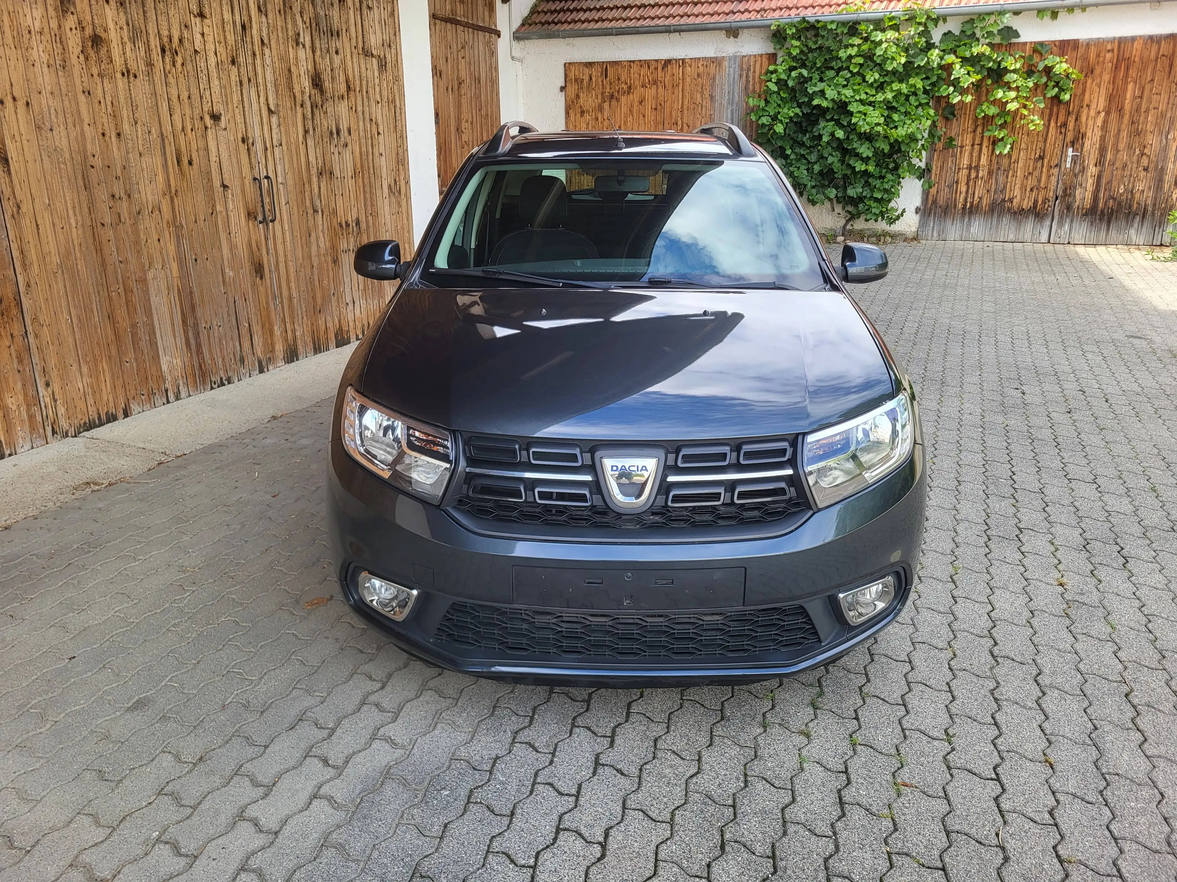 Dacia Logan Comfort — photo 7