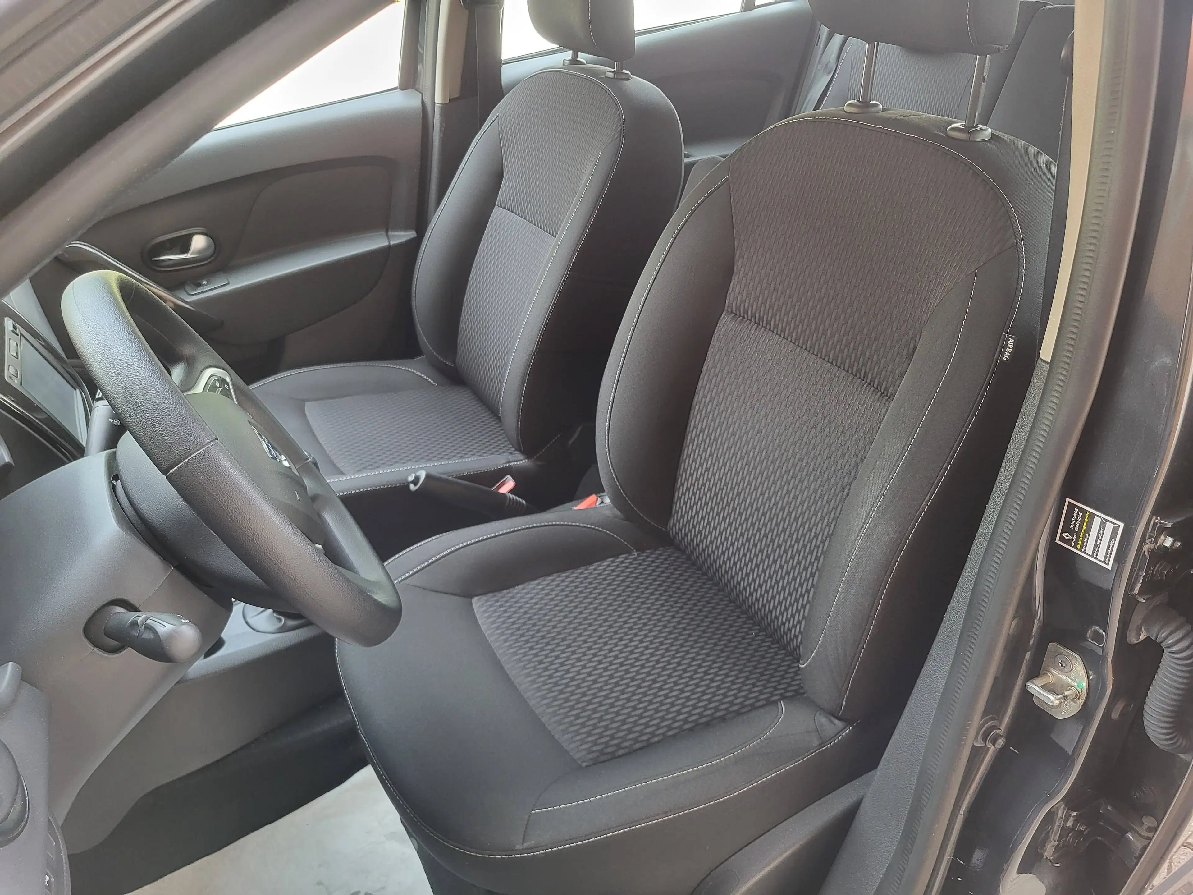 Dacia Logan Comfort — photo 8