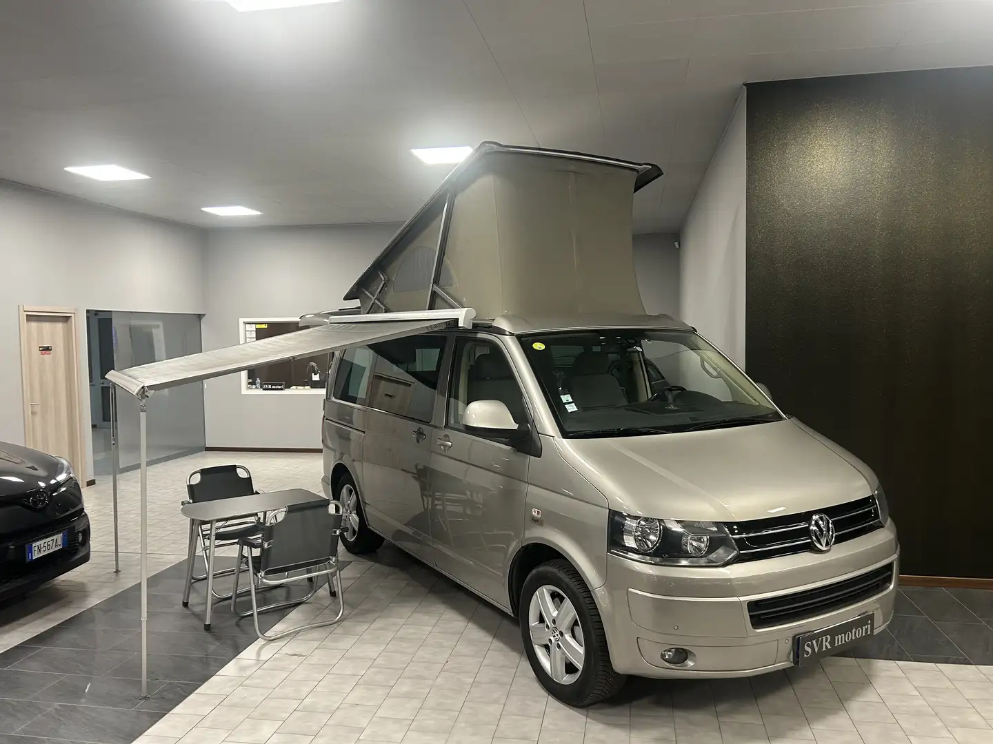 Volkswagen T5 California 2.0 TDI Comfortline imm. camper mobili al interno Grau - 1