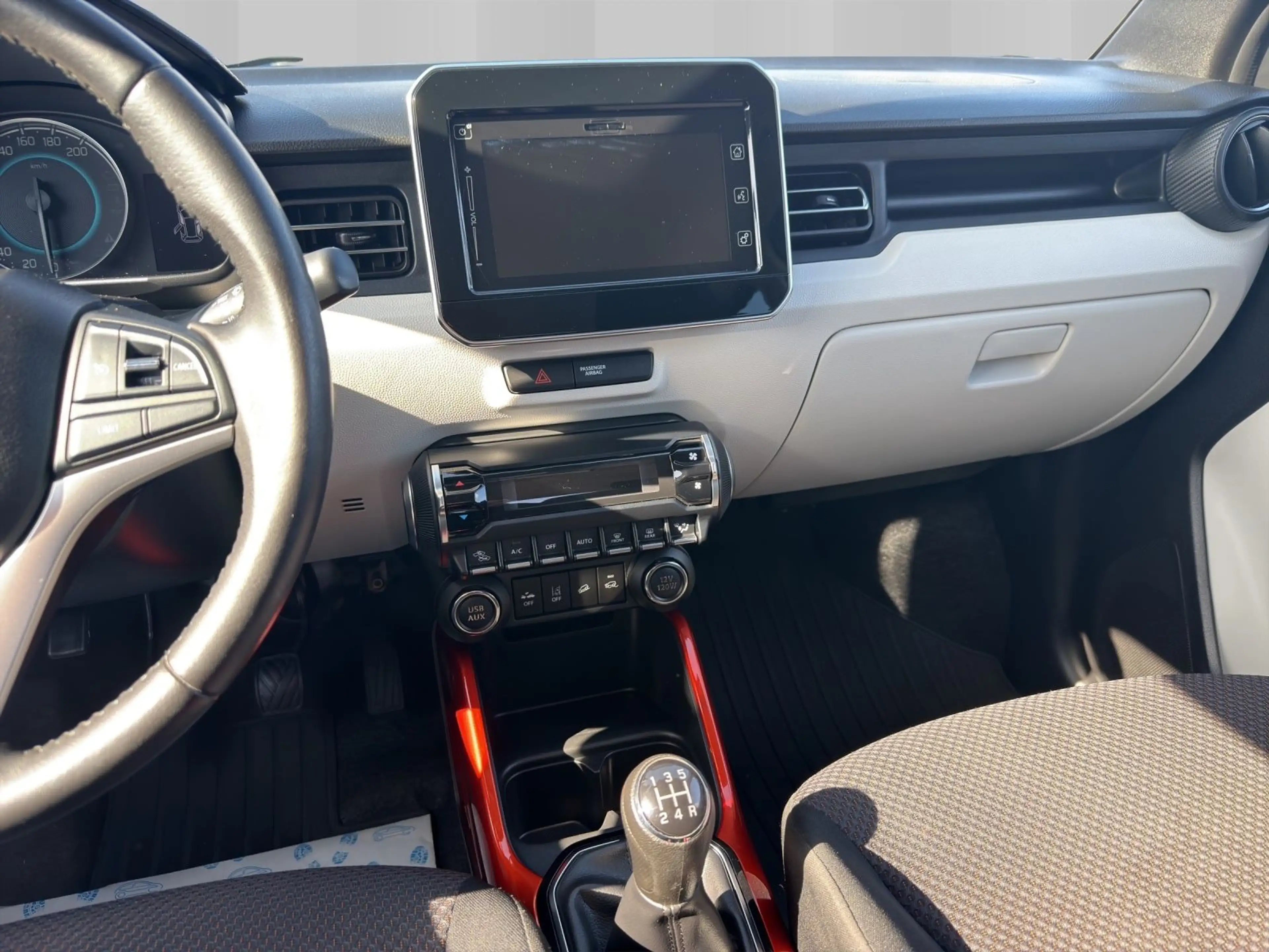 Suzuki Ignis 1.2 DualJet Allgrip Comfort+ LED NAV SHZ — photo 13