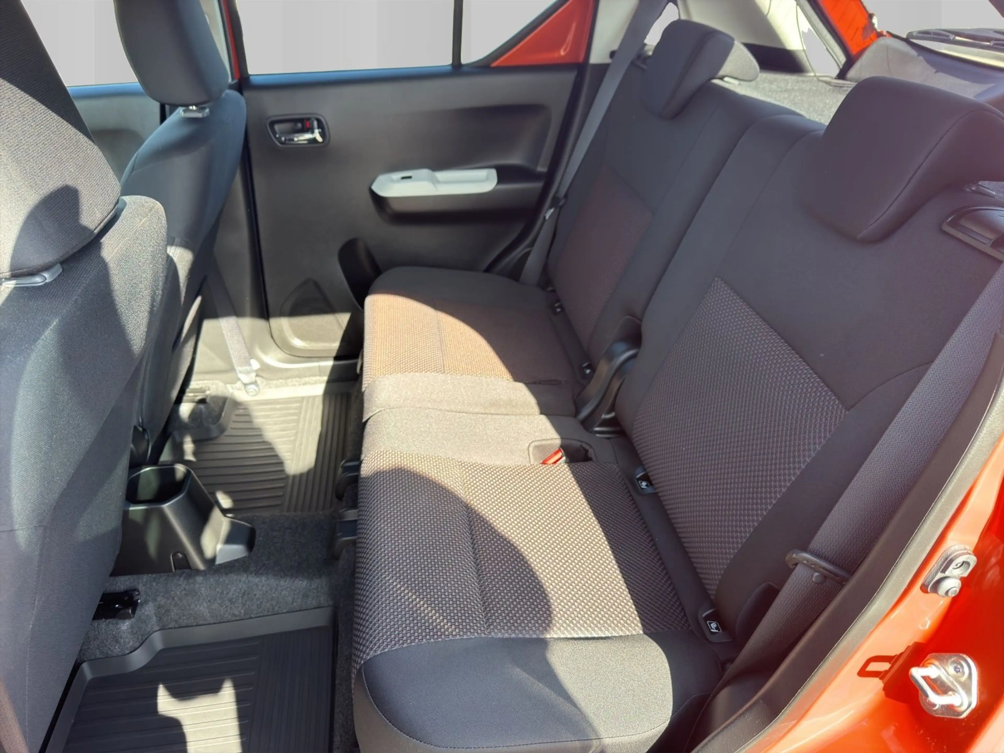 Suzuki Ignis 1.2 DualJet Allgrip Comfort+ LED NAV SHZ — photo 11
