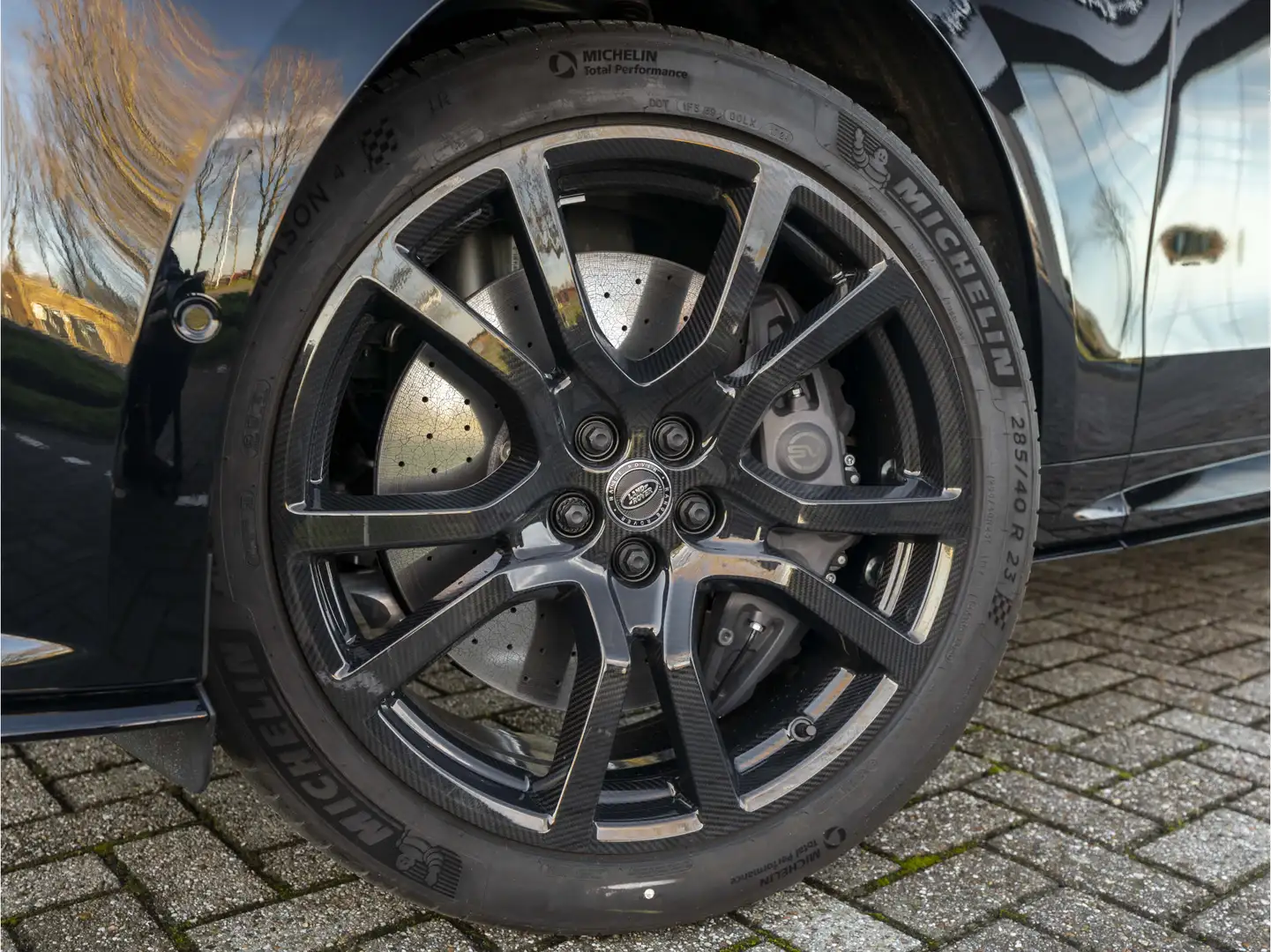 Land Rover Range Rover Sport 4.4 P635 SV Edition Two | Ligurian SVO | Full Carb Negro - 2