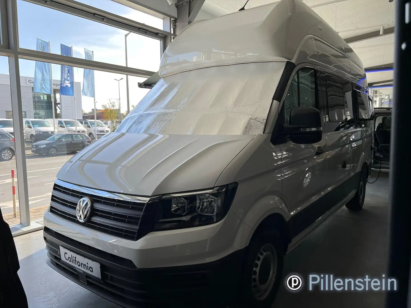 Volkswagen Crafter Grand California 600 inkl Campingzubehör Bianco - 2