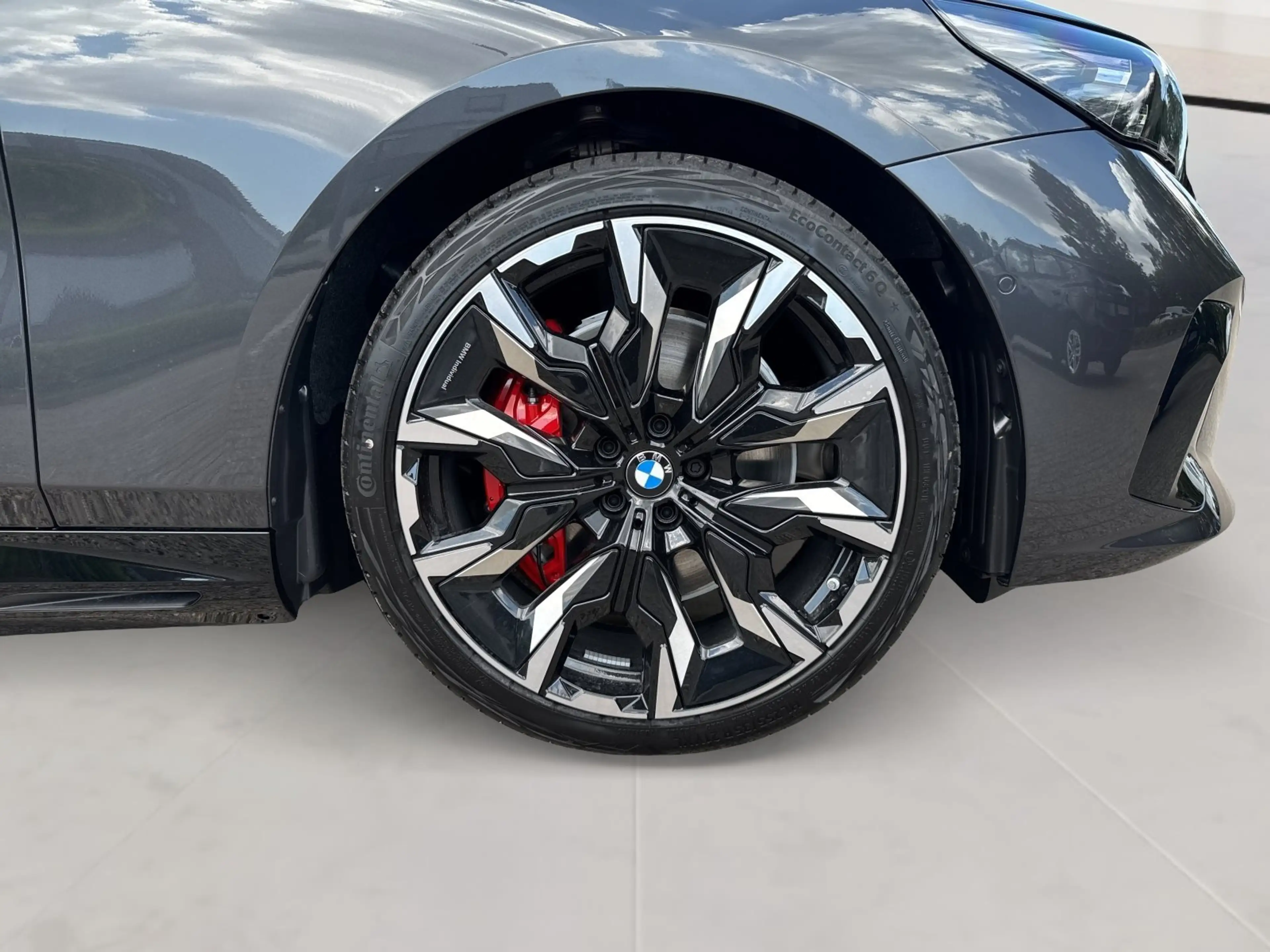 BMW 550 e xDrive AHK 360° HEAD-UP SITZBELÜFT PANO RFK — photo 9